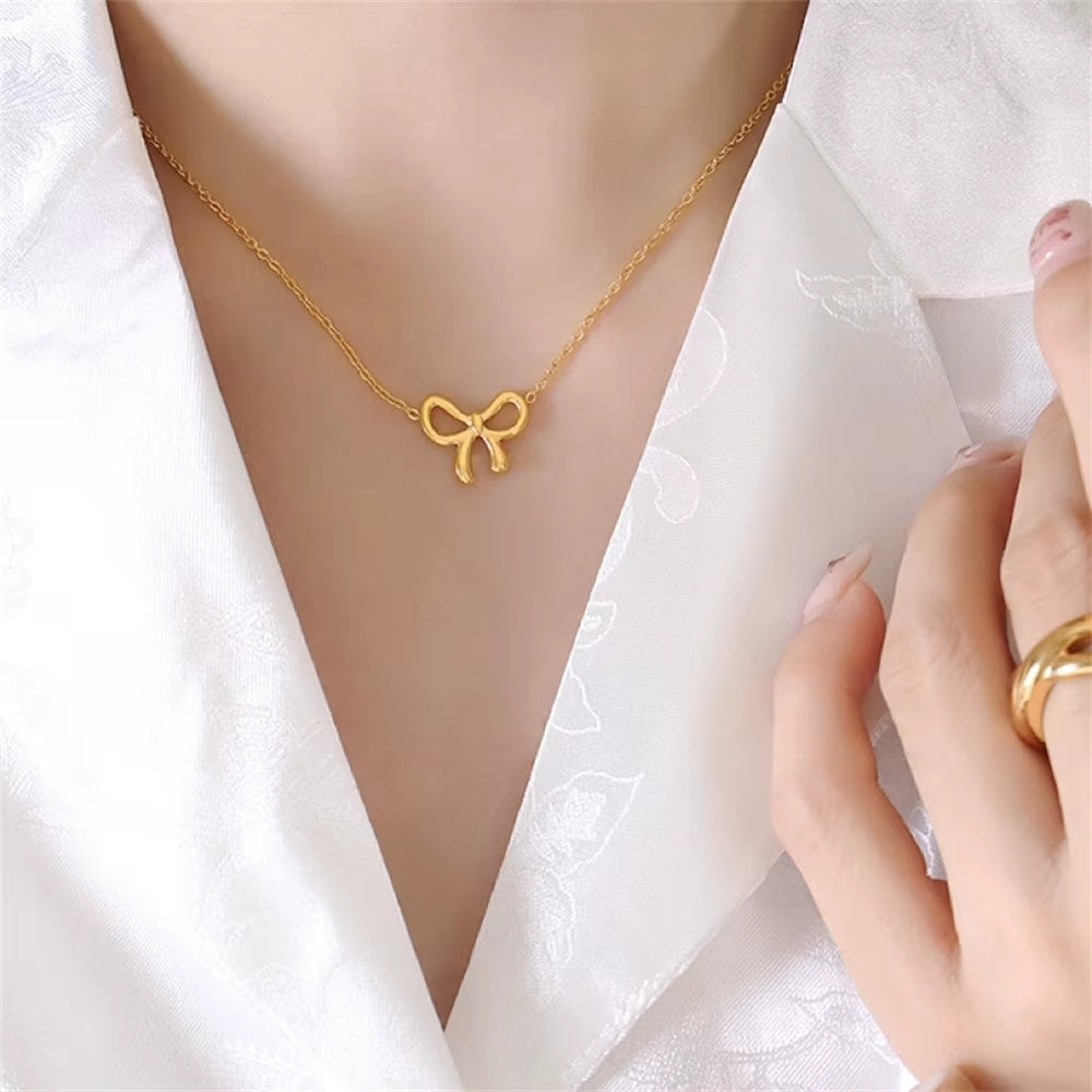 LUNERA Halsband